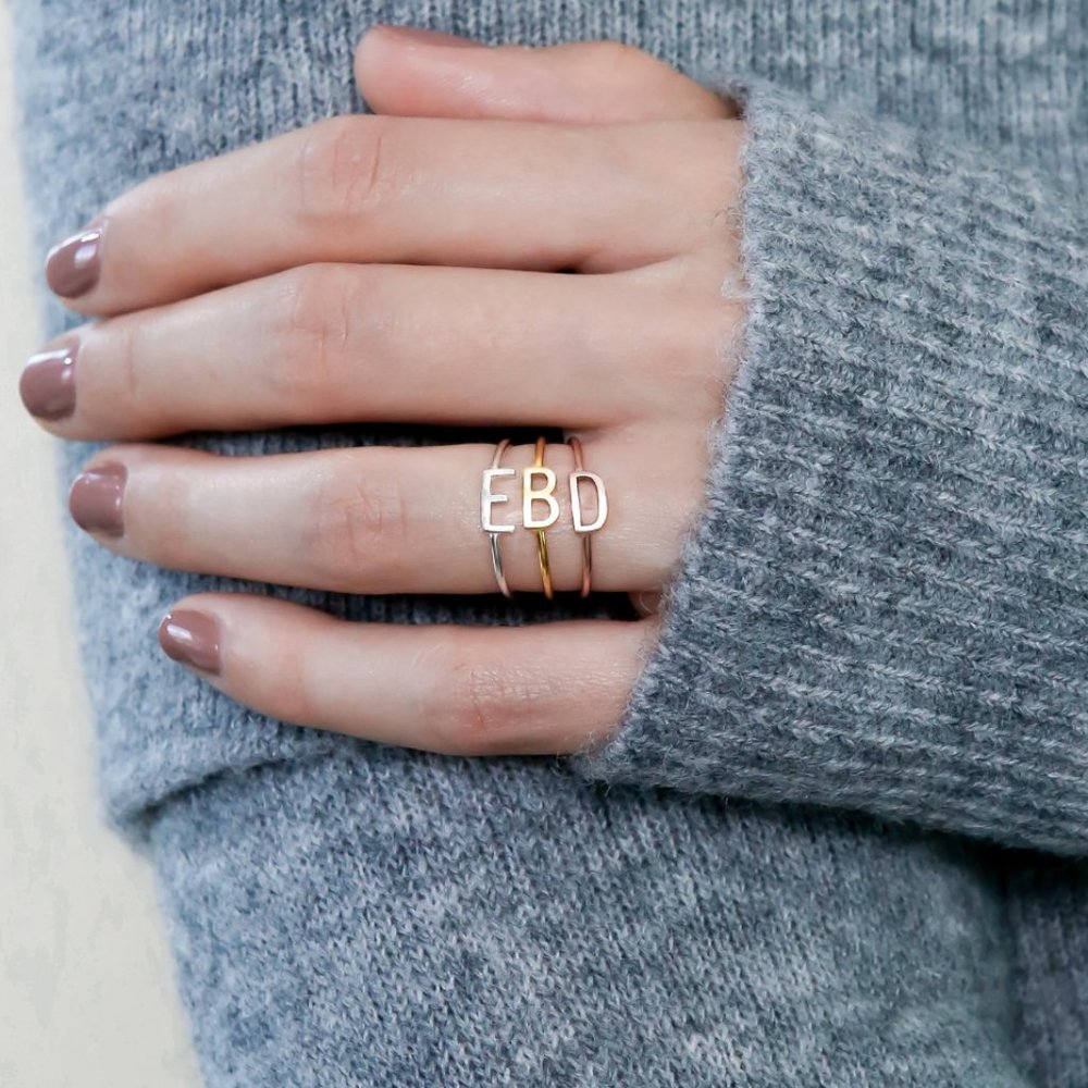 Rose Gold "E" letter ring, US Size 7